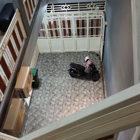 Oyo 91209 Arjuna Residence Syariah Sby Surabaya Buitenkant foto