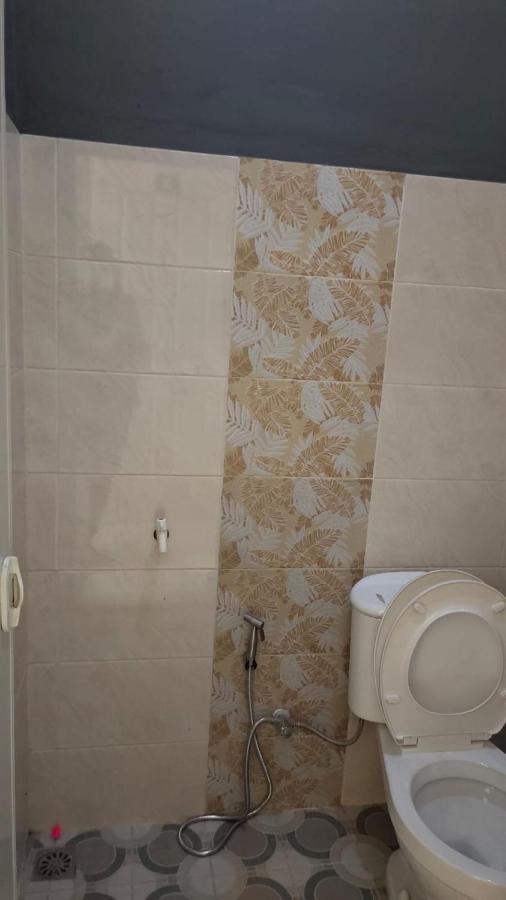 Oyo 91209 Arjuna Residence Syariah Sby Surabaya Buitenkant foto