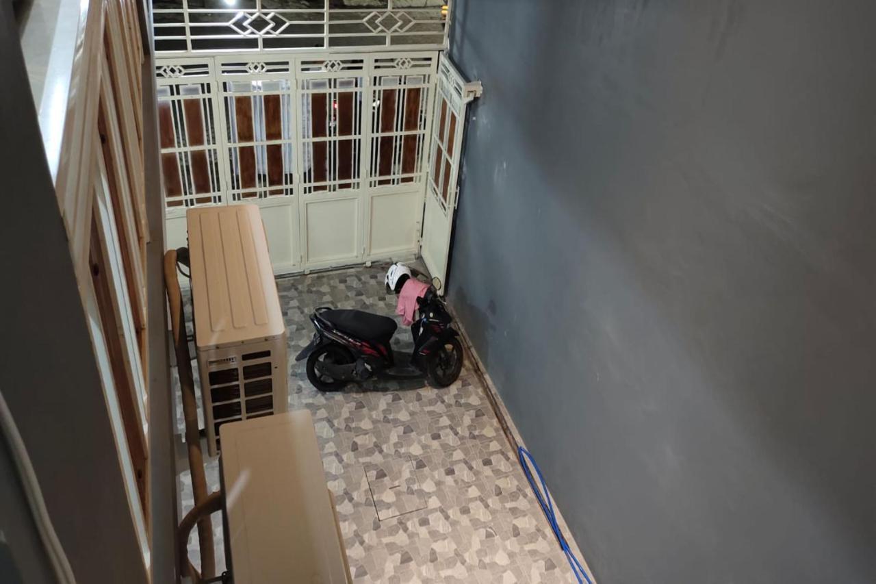 Oyo 91209 Arjuna Residence Syariah Sby Surabaya Buitenkant foto